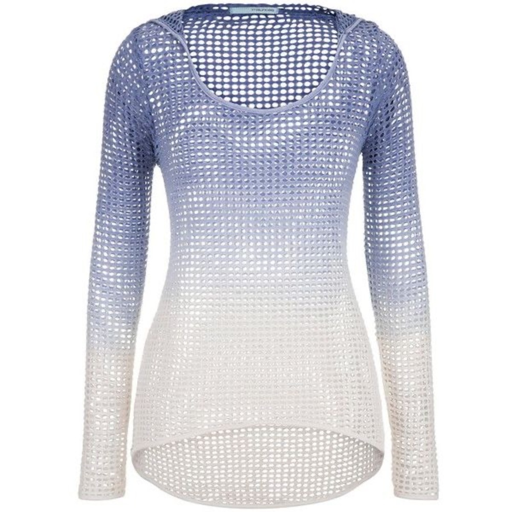 Hooded long sleeve shirt